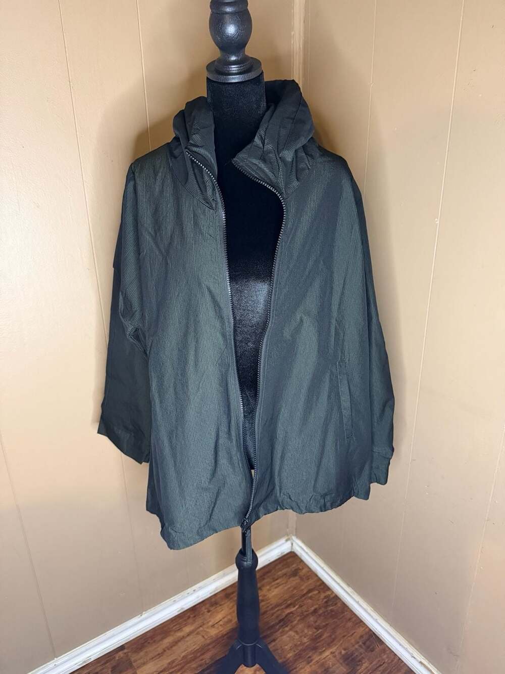 Terra SJ Apparel Olive Green Full Zip Hooded Windbreaker Jacket T4303